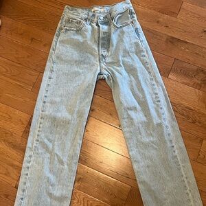 Levi’s Rib cage Straight Ankle light washed Jeans
